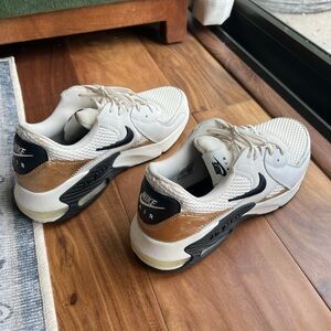 Nike Air Max Excee Women’s Shoe